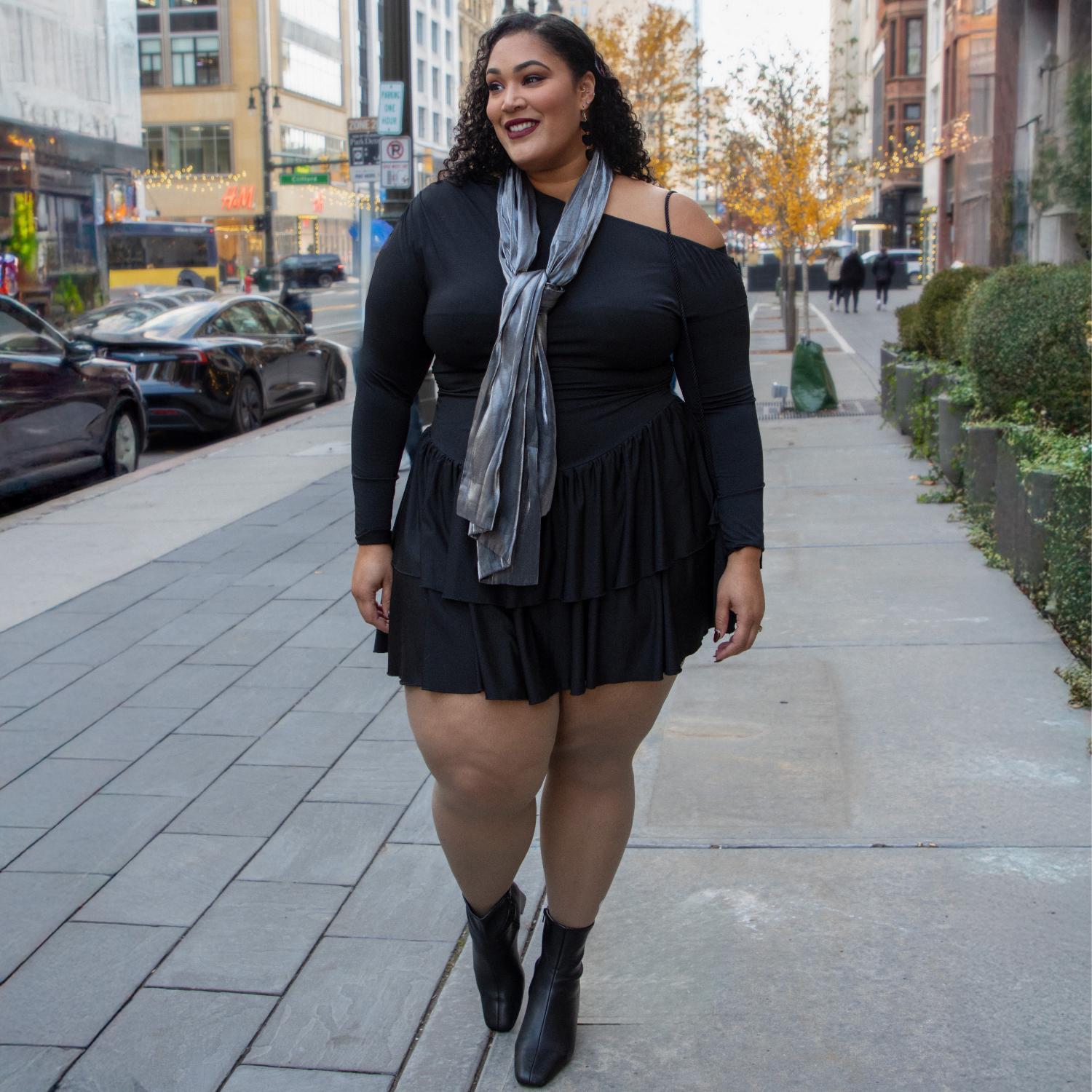 Sheer 30 Den Pantyhose - Fudge