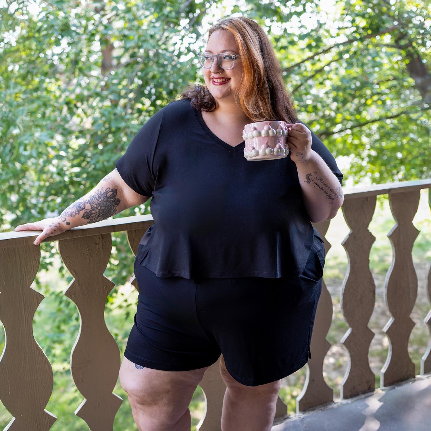 Viscose V-Neck T-shirt - Black