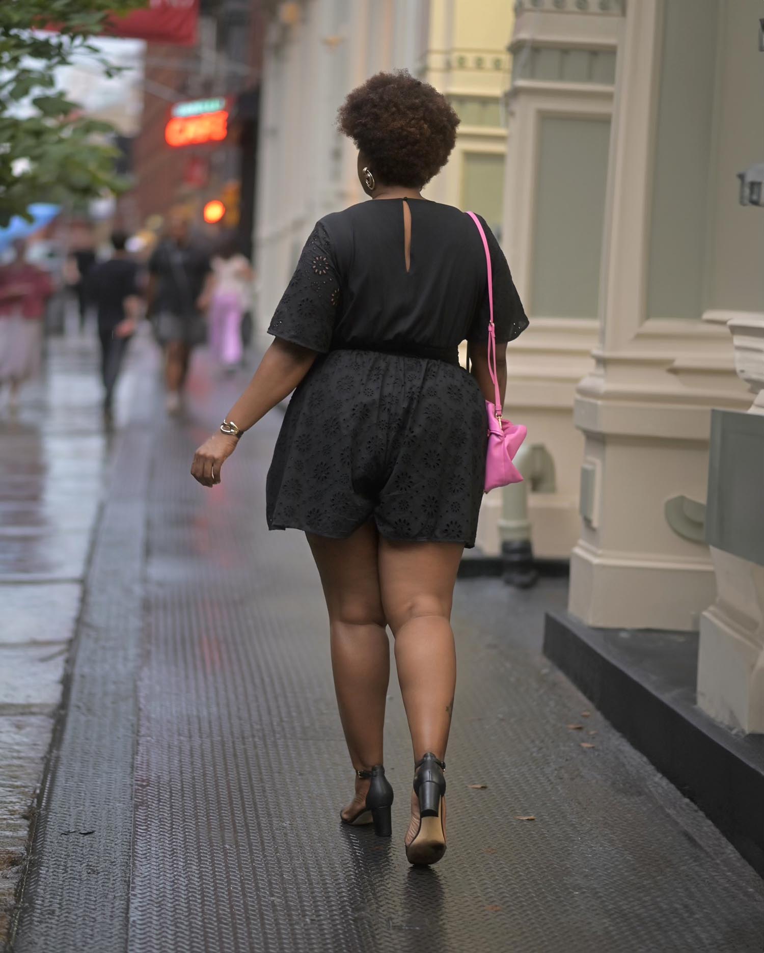 Princess Ann, 5ft 11in / 181cm - Size F