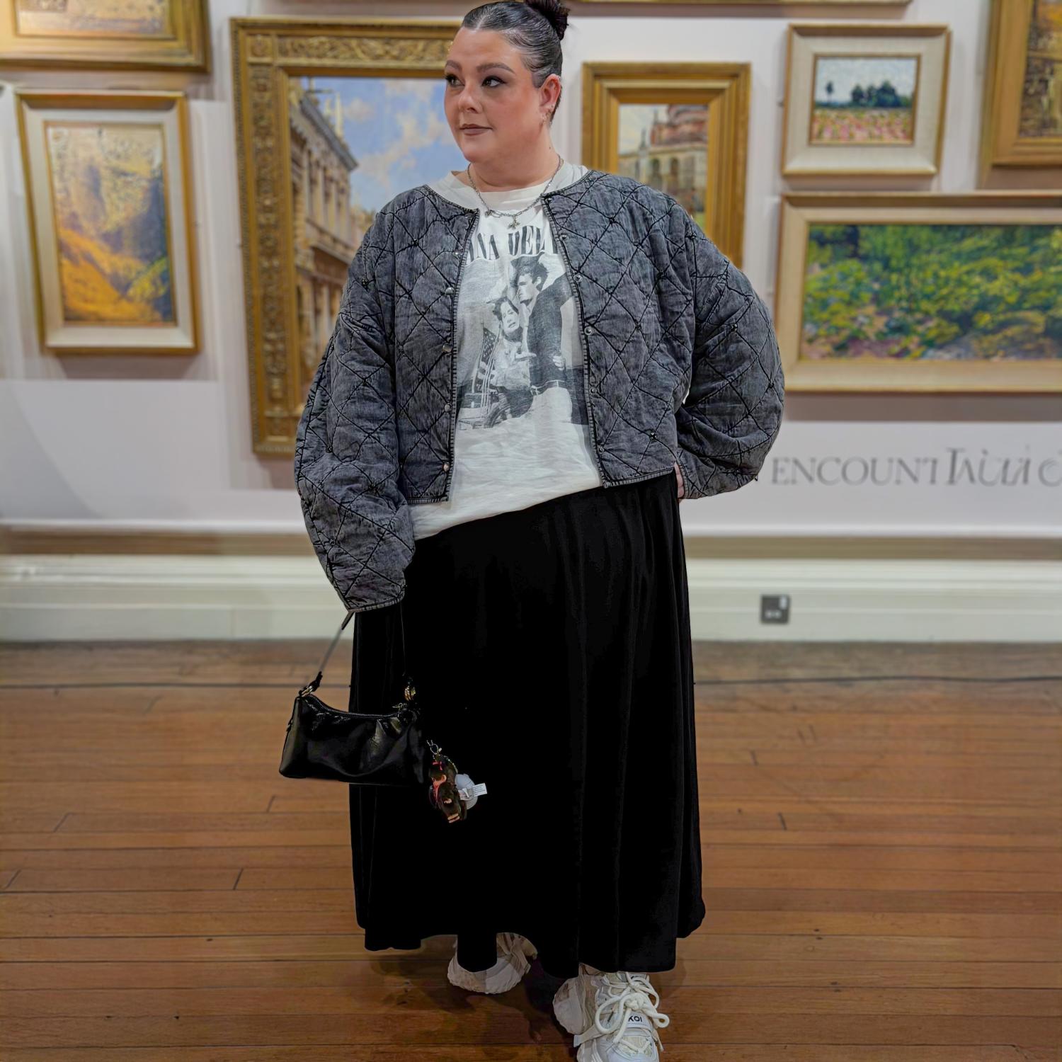 Taryn - 5ft 1 - Size G