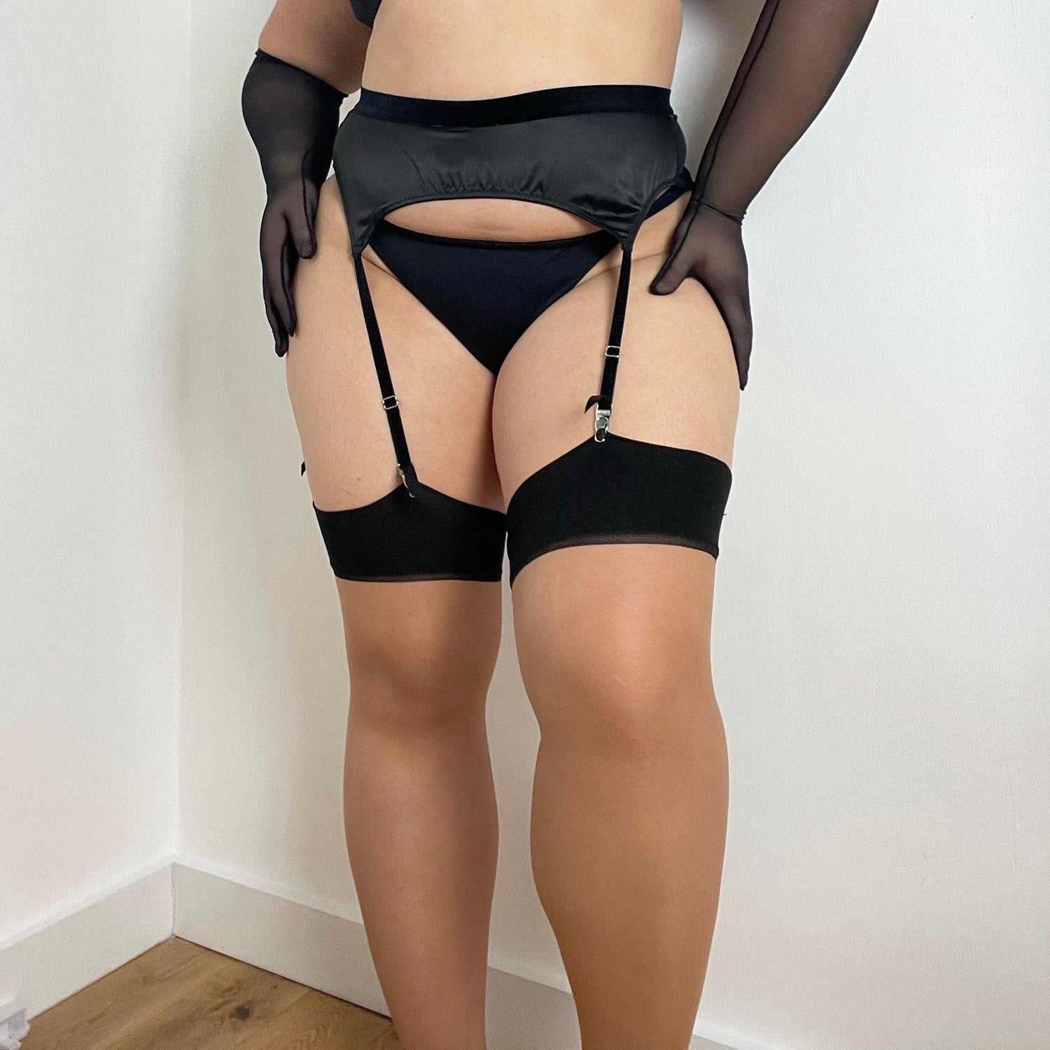 Sheer Stockings - Columbia - Caramel Latte - Snag Canada