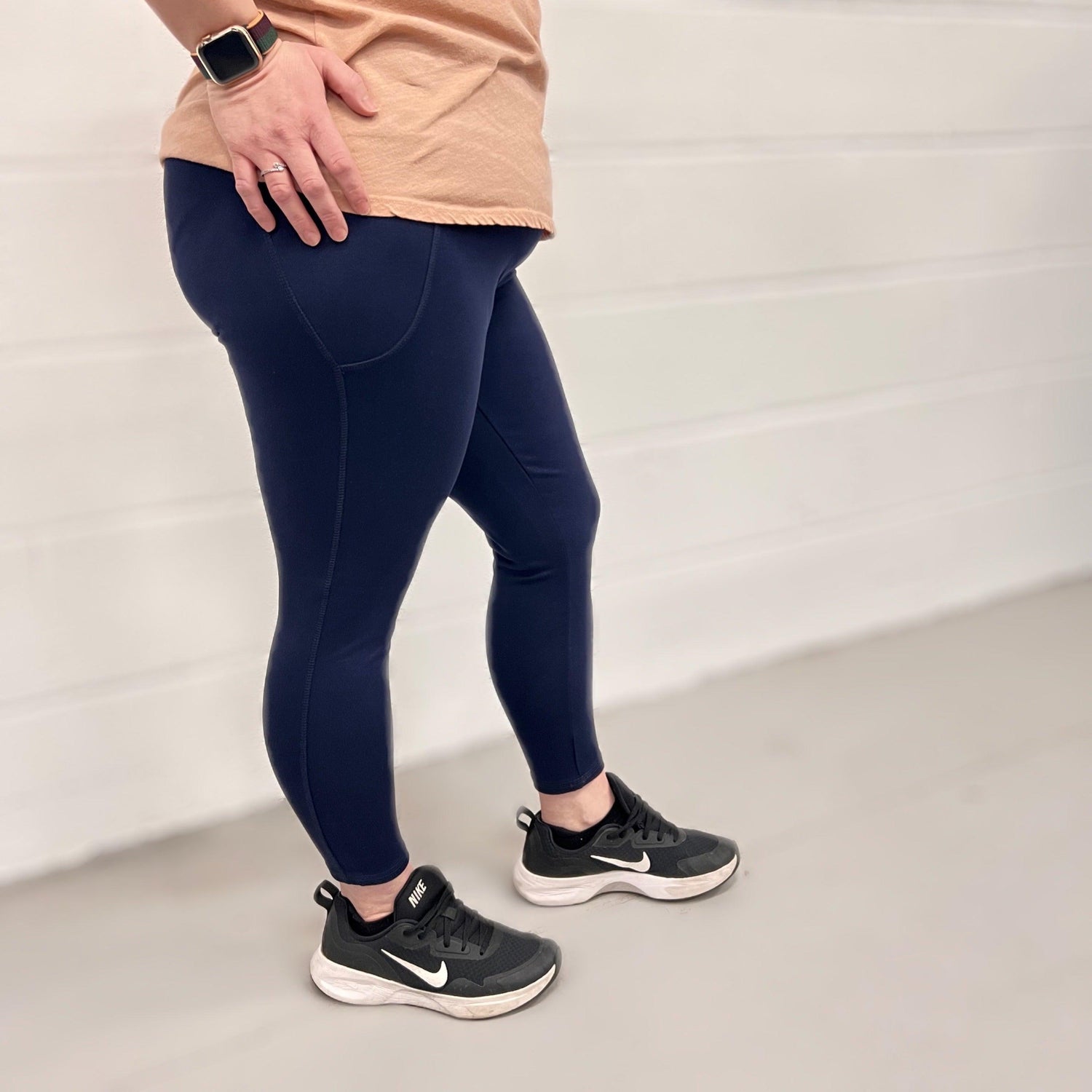 Squat Proof Short Leggings - Navy - Snag Canada