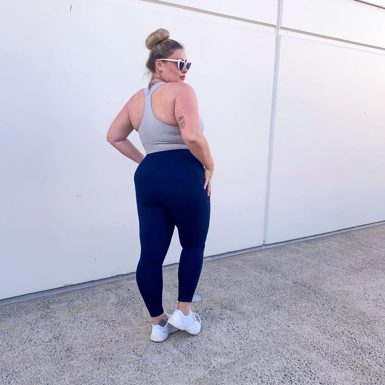 Squat Proof Long Leggings - Navy - Snag Canada