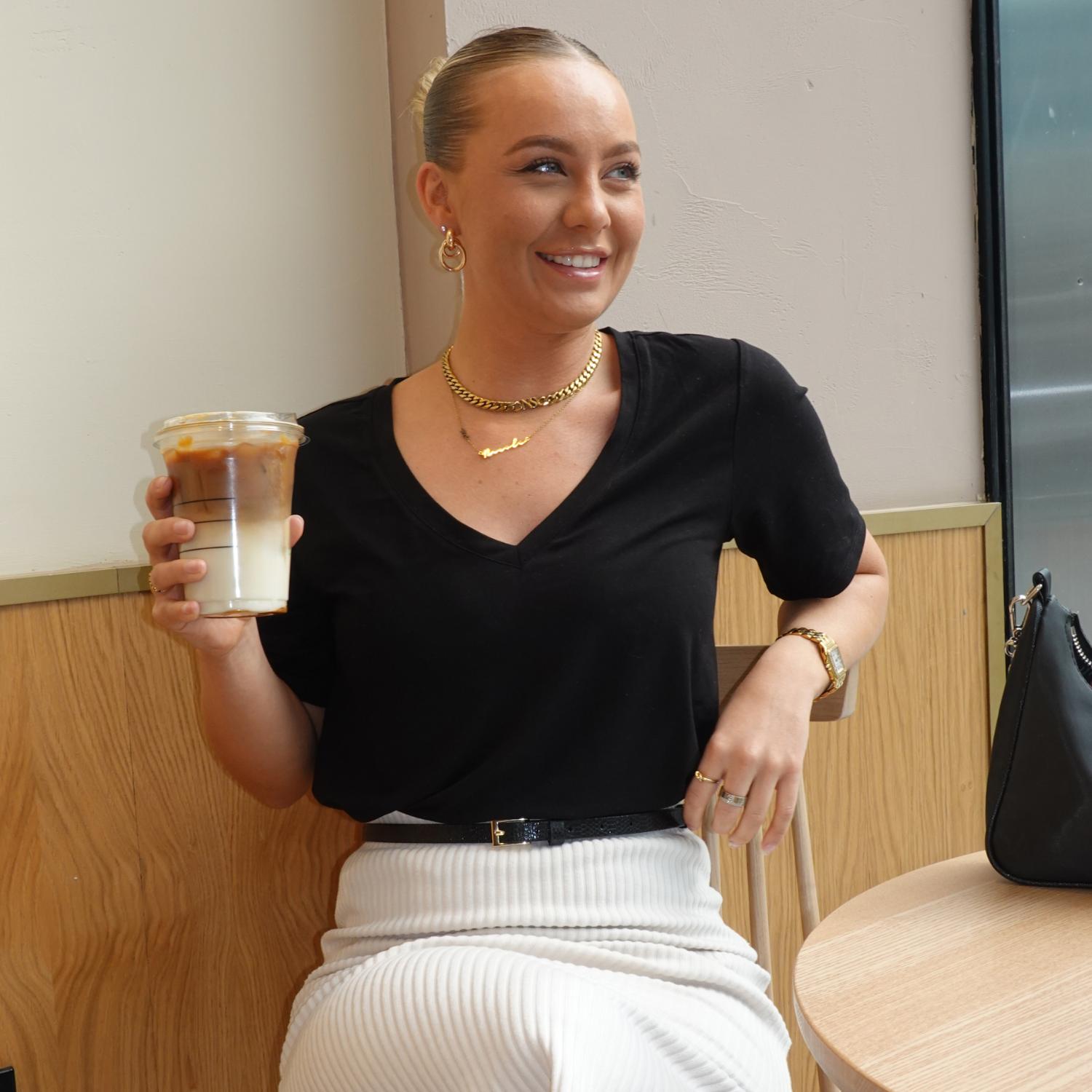 Cooling Wood-Pulp V-Neck Tee - Black