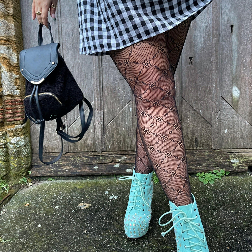 Fishnets - Janet - Snag Canada