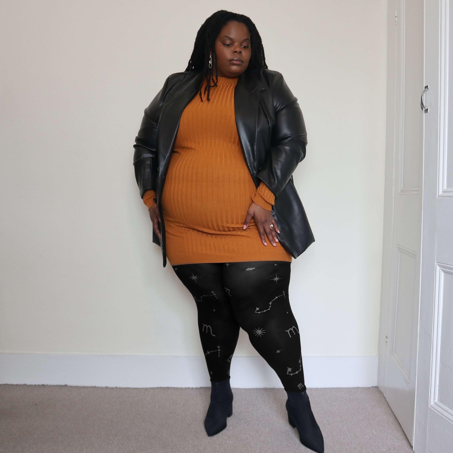 Opaque Zodiac Tights - Scorpio - Snag Canada