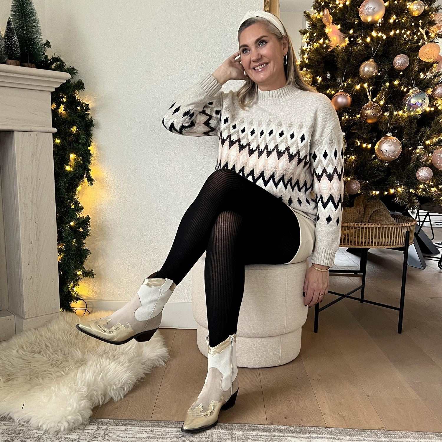 Ribbed Cashmere Tights - Black - Snag Canada